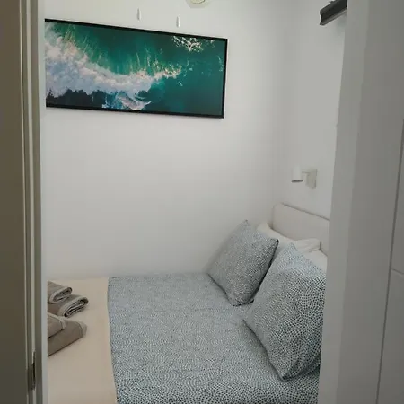 Apartment Delfines 2 - Small - Pool View- Good Wifi - 5 Minuts To The Beach Puerto del Carmen (Lanzarote)