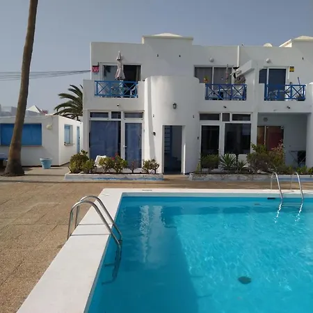 Apartment Delfines 2 - Small - Pool View- Good Wifi - 5 Minuts To The Beach